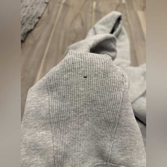 TNA HOODIE - Picture 4 of 4